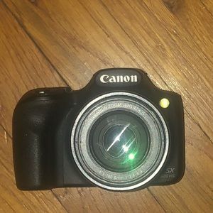 Canon Powershot SX520 Full HD camera